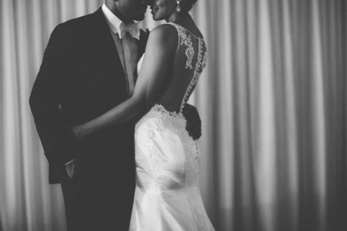 creative-wedding-portrait-of-bride-and-groom