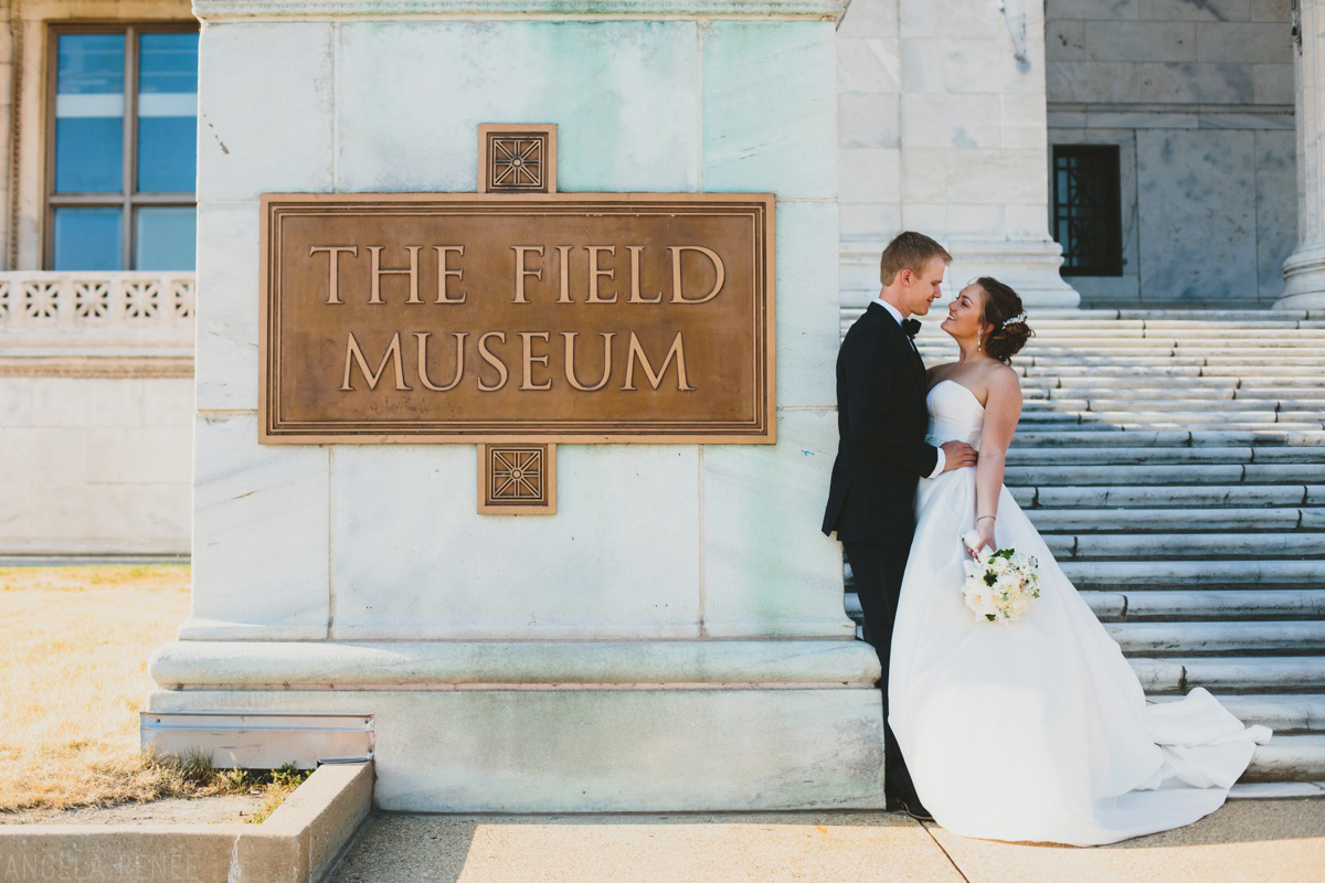 chicago-field-museum-wedding