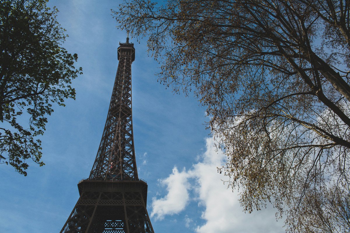 eiffel-tower-wedding