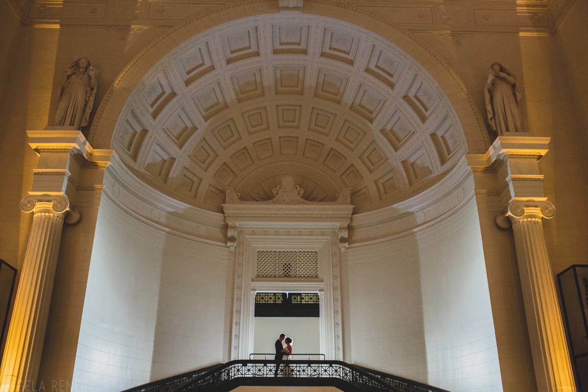 field-museum-portrait-wedding