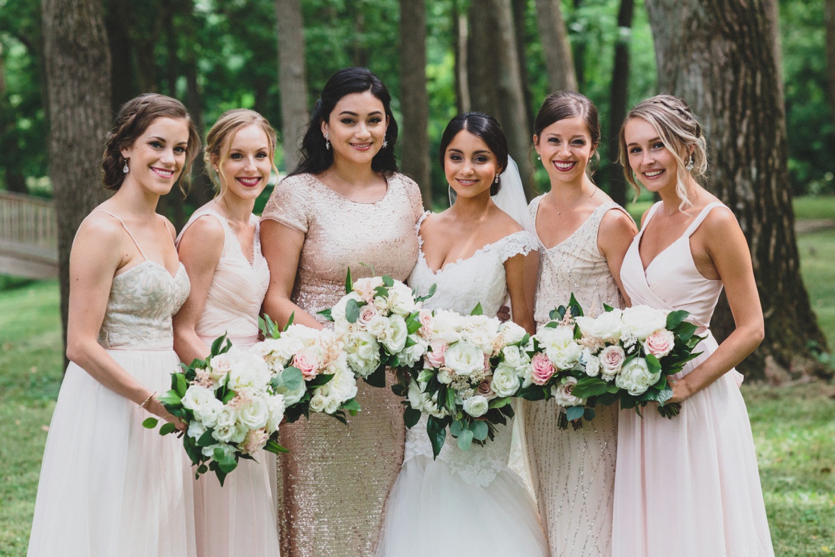 bridesmaids-neutral-dresses