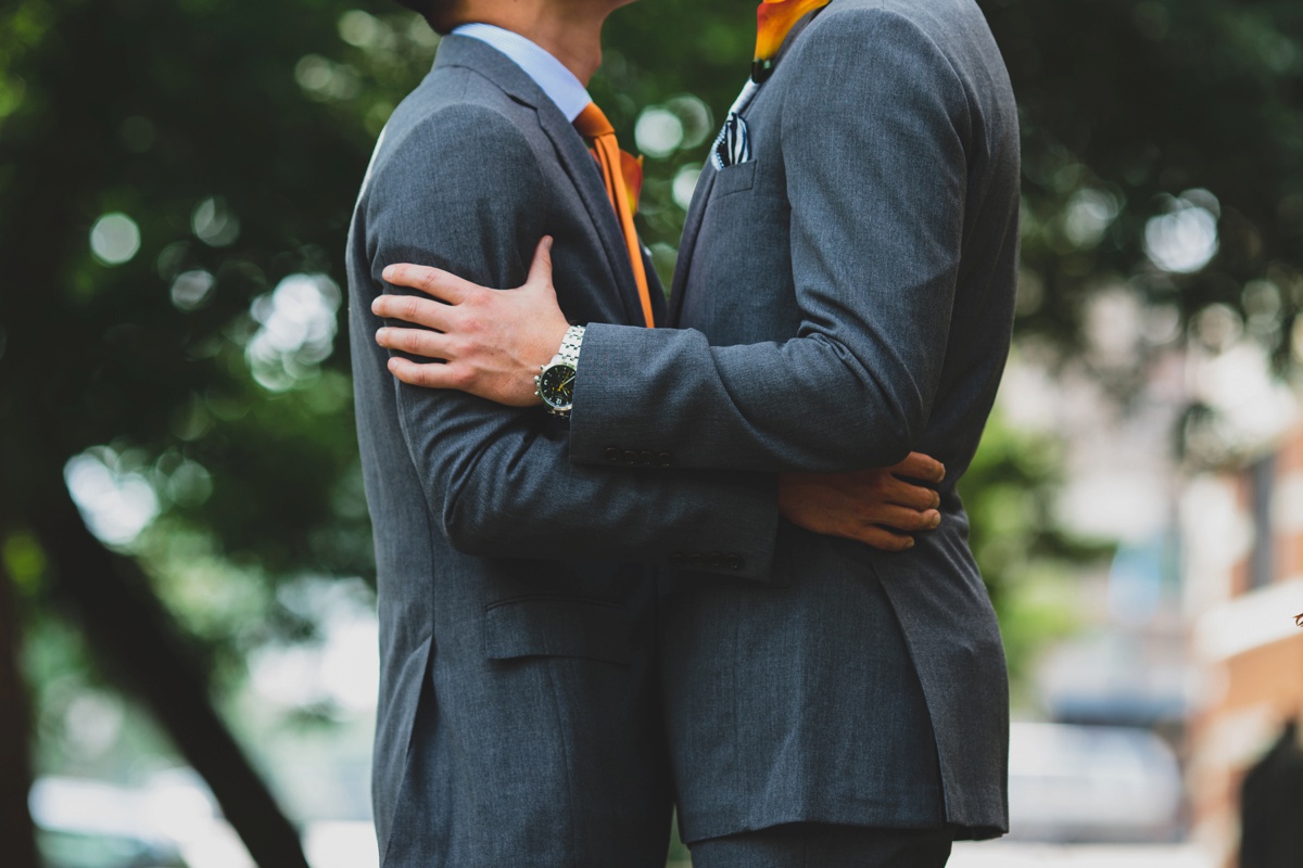 first-look-two-grooms-detail