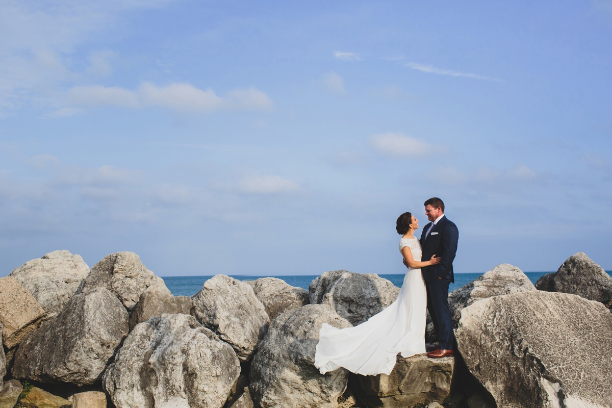 chicago lakefront wedding photo