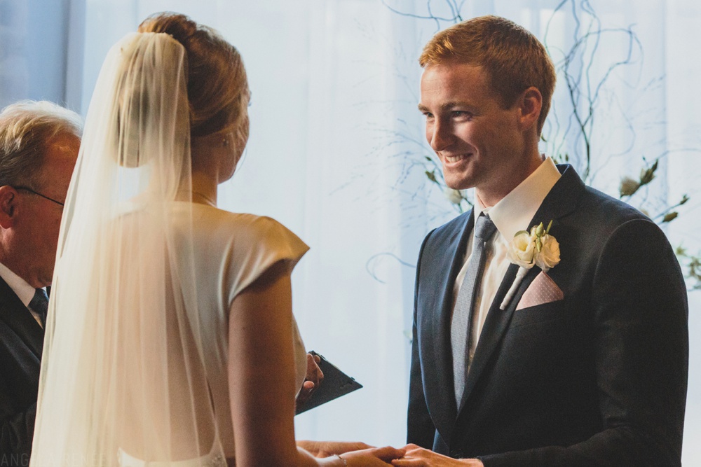 groom-saying-vows