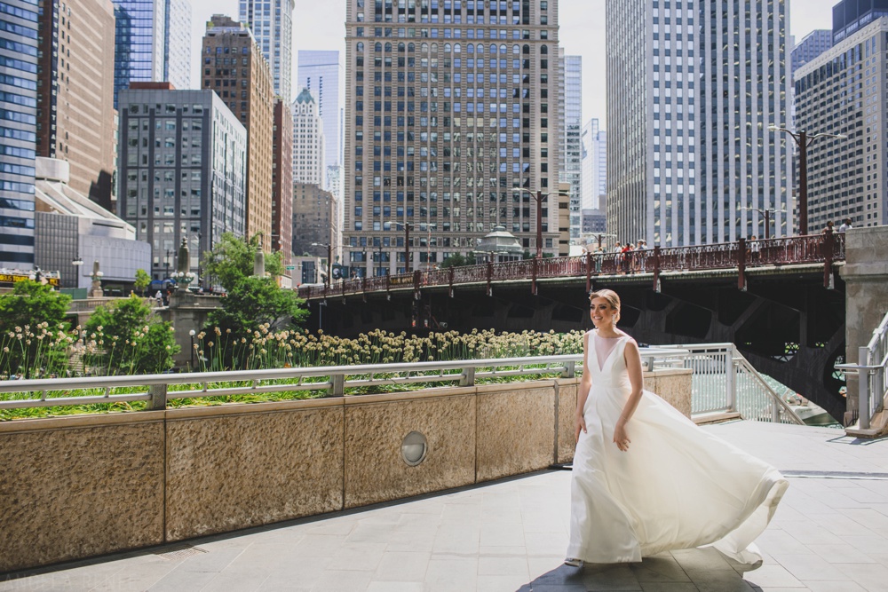 bride-first-look