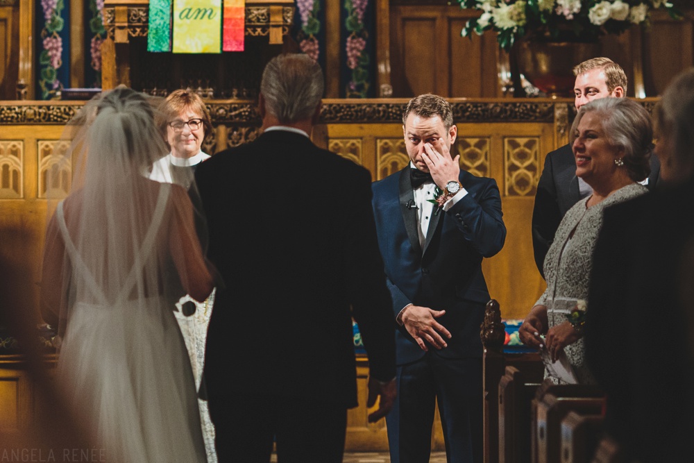 groom-seeing-bride-walking